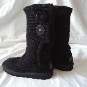 Ugg black boots - Small kid